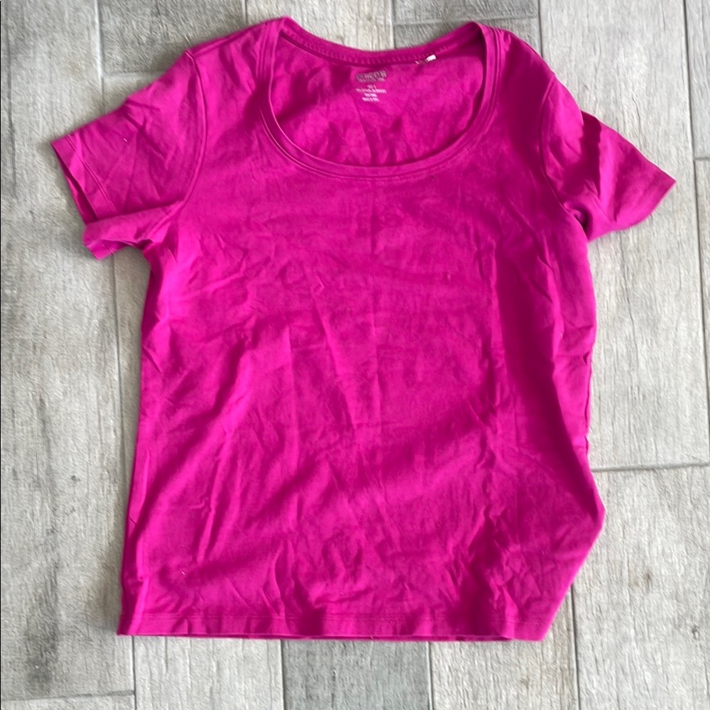 Chico's Pink Fitted Short Sleeve T-Shirt